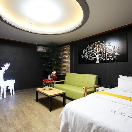 Business Hotel Busan Station מראה חיצוני תמונה
