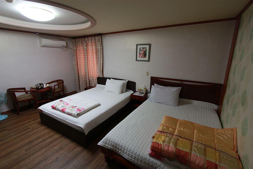 Business Hotel Busan Station מראה חיצוני תמונה
