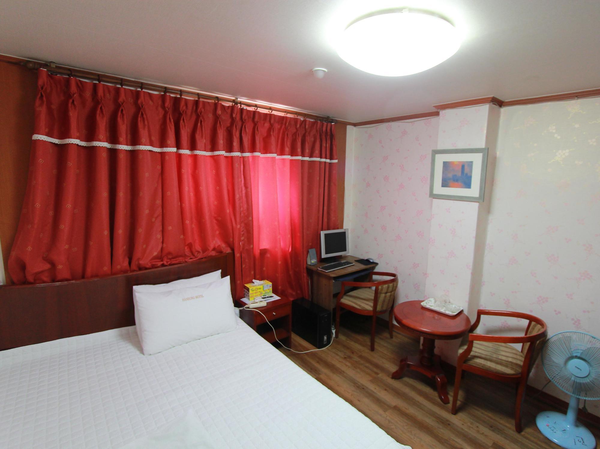 Business Hotel Busan Station מראה חיצוני תמונה