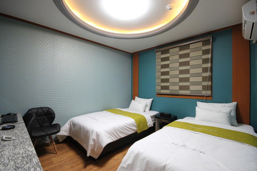 Business Hotel Busan Station מראה חיצוני תמונה