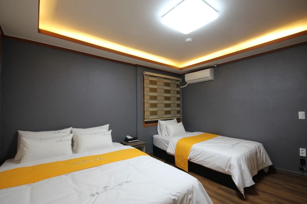 Business Hotel Busan Station מראה חיצוני תמונה