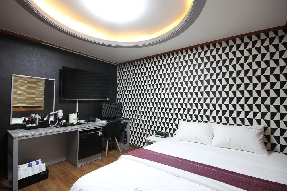 Business Hotel Busan Station מראה חיצוני תמונה