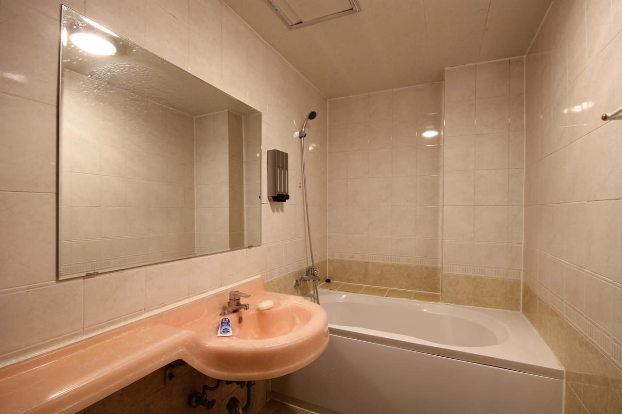 Business Hotel Busan Station מראה חיצוני תמונה